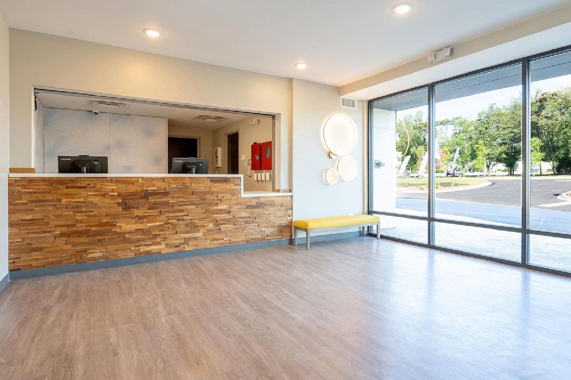 Echo Suites Extended Stay By Wyndham Spartanburg Exterior photo